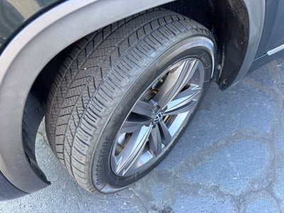 2021 Volkswagen Atlas 3.6L V6 SE w/Technology R-Line