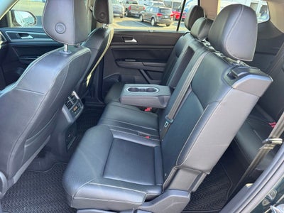 2021 Volkswagen Atlas 3.6L V6 SE w/Technology R-Line