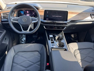 2025 Volkswagen Atlas 2.0T SE w/Technology