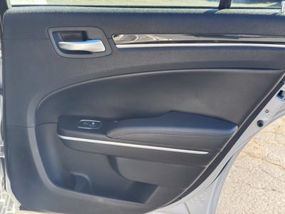 2023 Chrysler 300 Touring