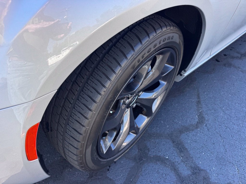 2023 Chrysler 300 Touring