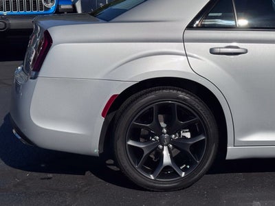 2023 Chrysler 300 Touring