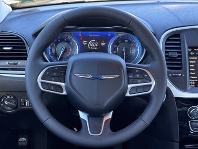 2023 Chrysler 300 Touring