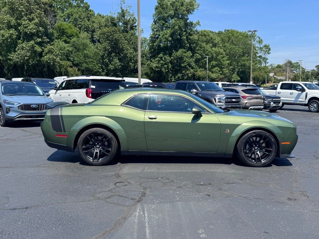 2022 Dodge Challenger R/T Scat Pack Widebody
