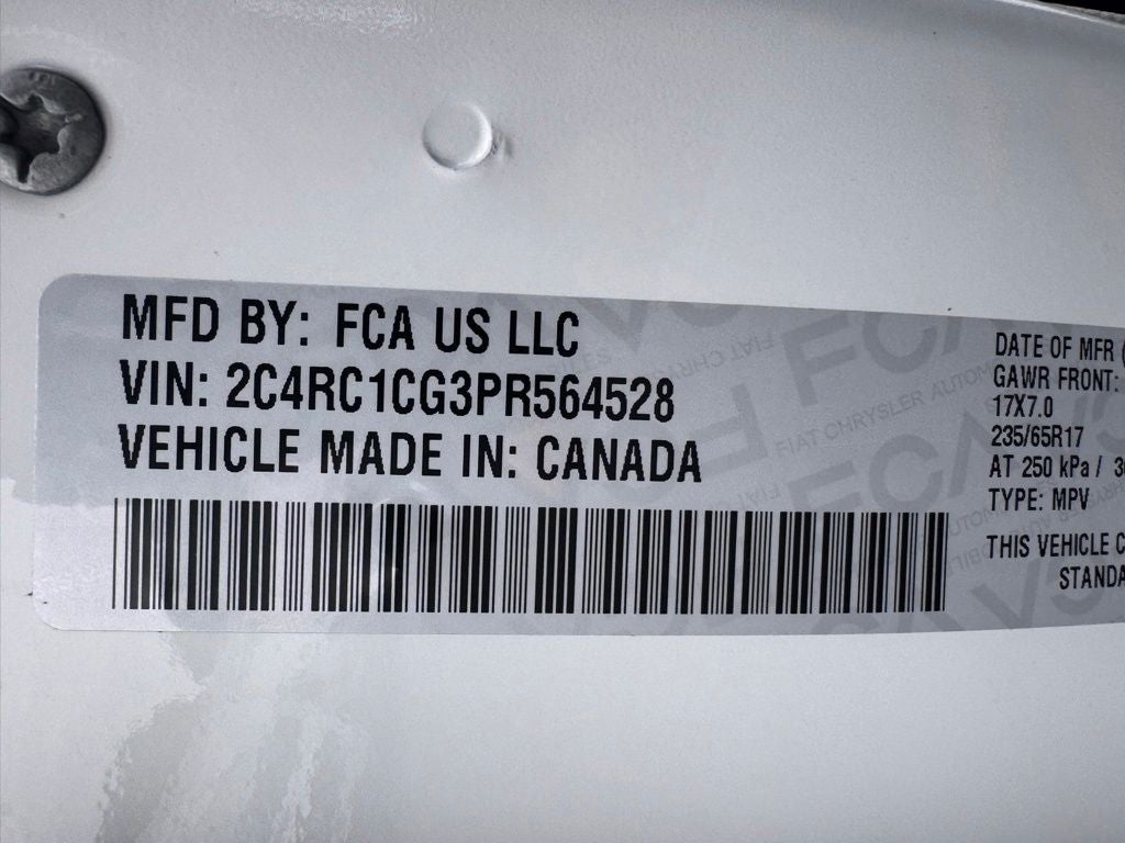 2023 Chrysler Voyager LX