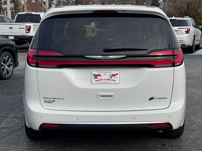 2024 Chrysler Pacifica Hybrid Select