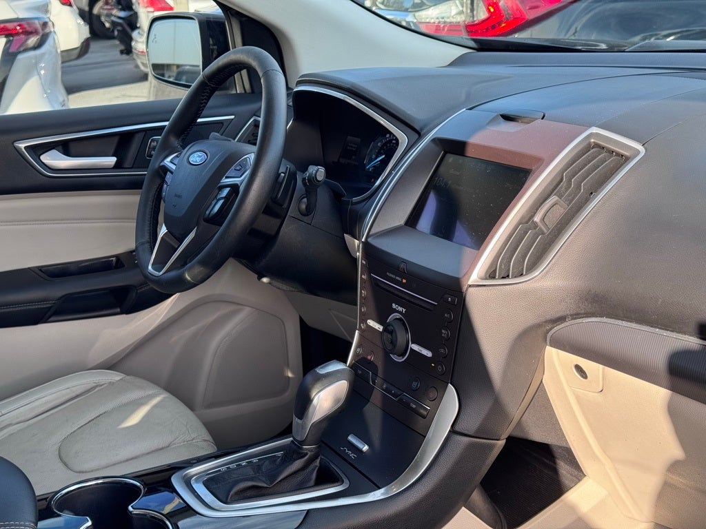 2016 Ford Edge Titanium