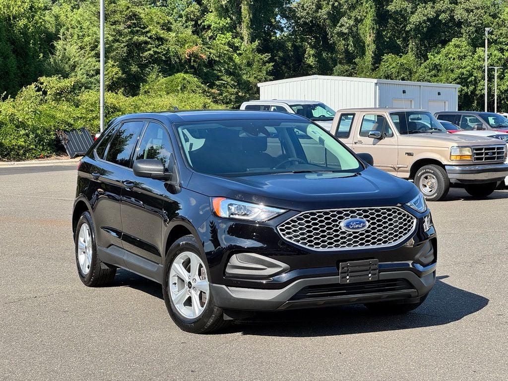 2024 Ford Edge SE