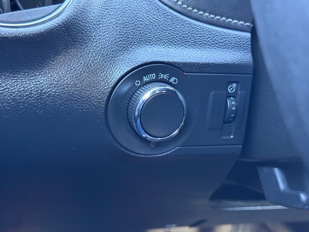 2015 Chevrolet Camaro 2LS