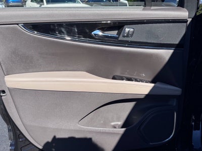 2022 Lincoln Nautilus Standard