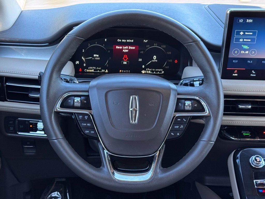 2022 Lincoln Nautilus Standard