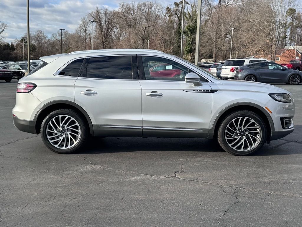 2019 Lincoln Nautilus Reserve