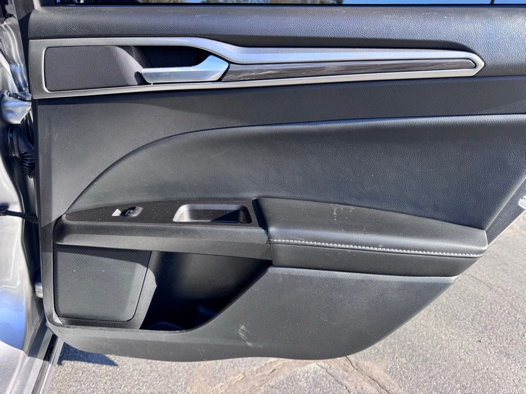 2020 Ford Fusion SEL