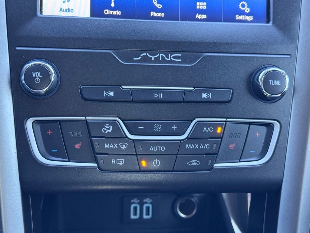 2020 Ford Fusion SEL