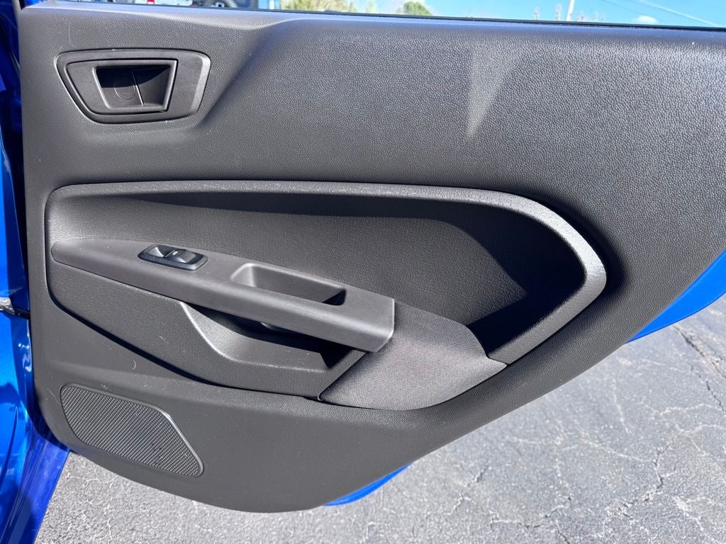 2011 Ford Fiesta SES