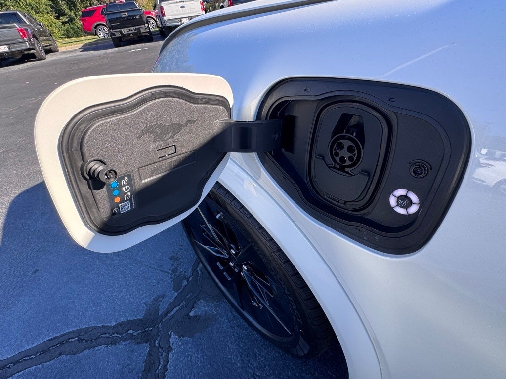 2025 Ford Mustang Mach-E GT