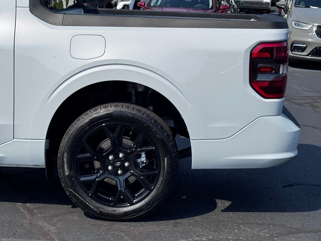 2026 Ford Maverick Lobo Standard