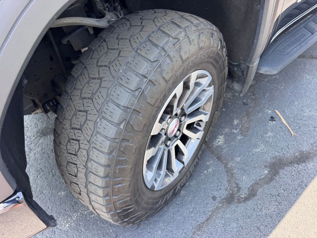 2022 GMC Sierra 1500 Limited AT4