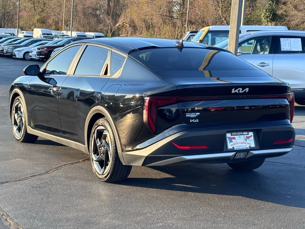 2025 Kia K4 EX
