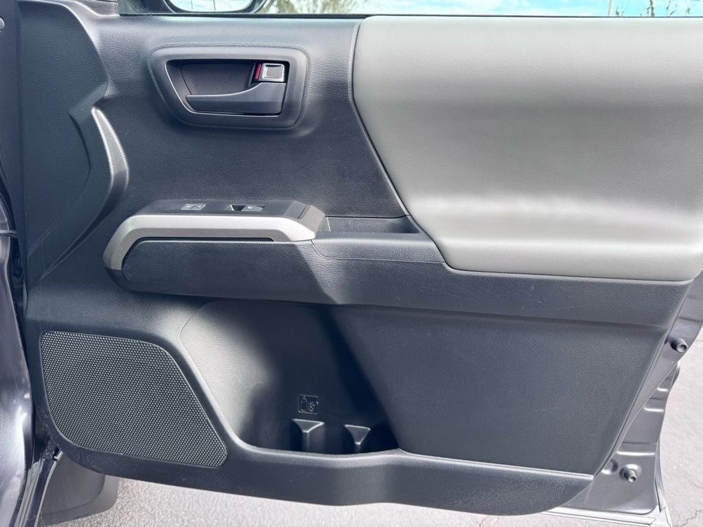 2021 Toyota Tacoma SR5 V6