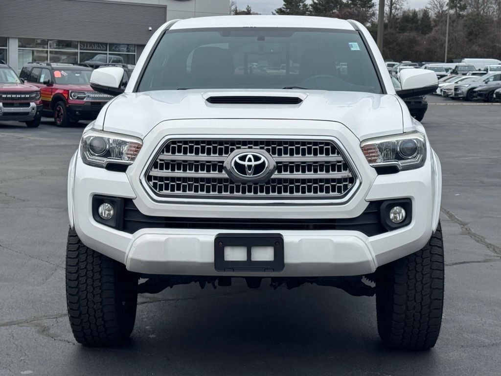 2016 Toyota Tacoma TRD Sport