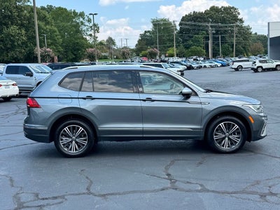 2024 Volkswagen Tiguan 2.0T Wolfsburg Edition