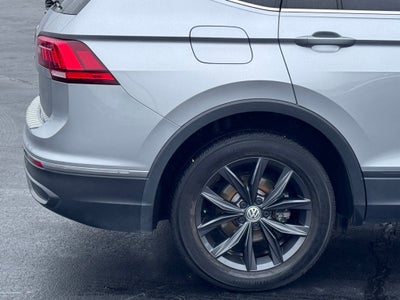 2023 Volkswagen Tiguan 2.0T SE