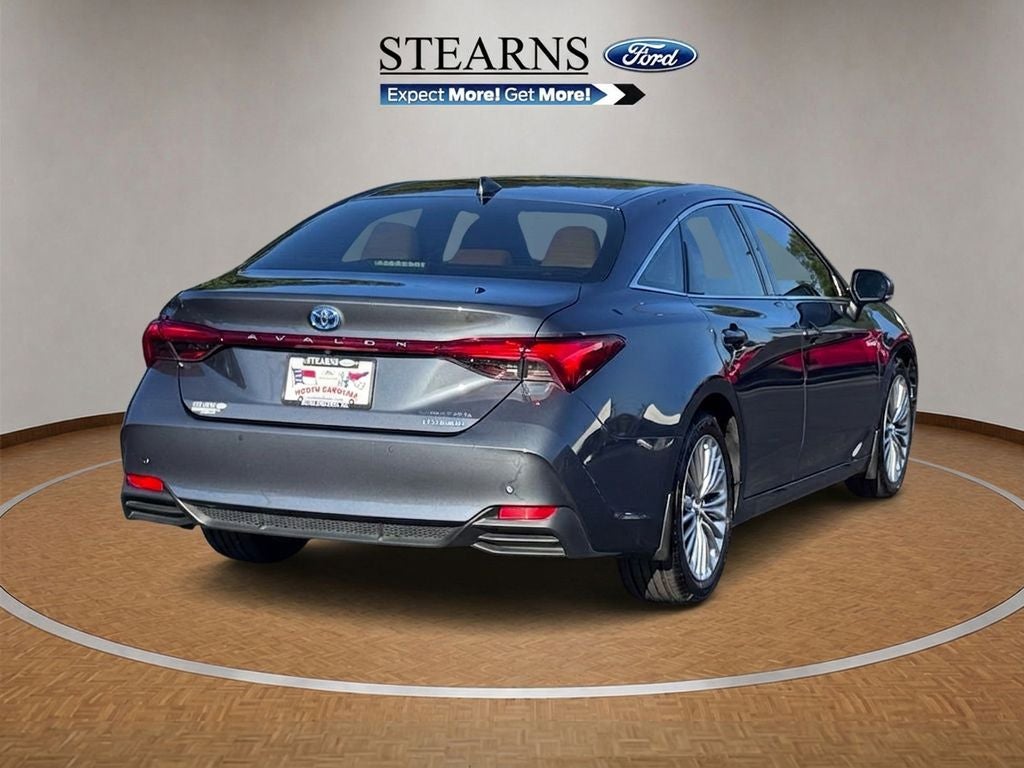 2019 Toyota Avalon Hybrid Limited