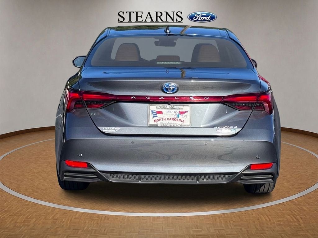 2019 Toyota Avalon Hybrid Limited