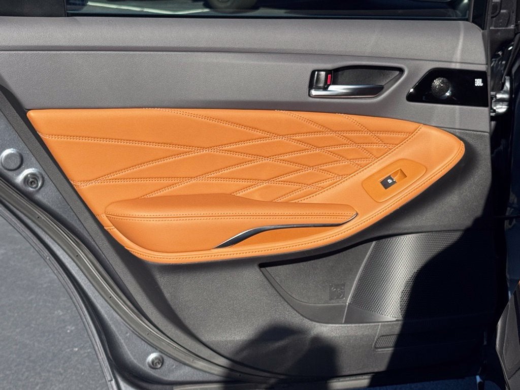 2019 Toyota Avalon Hybrid Limited