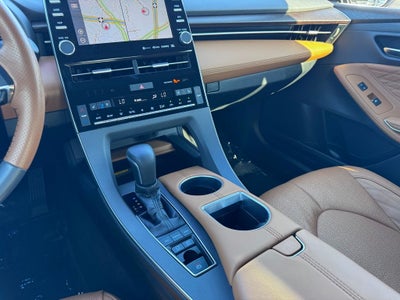 2019 Toyota Avalon Hybrid Limited