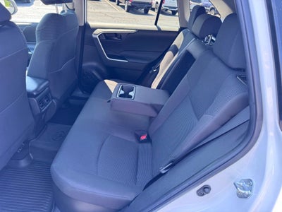 2023 Toyota RAV4 Hybrid LE