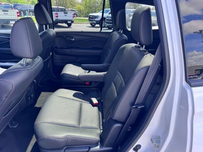 2022 Honda Pilot Black Edition