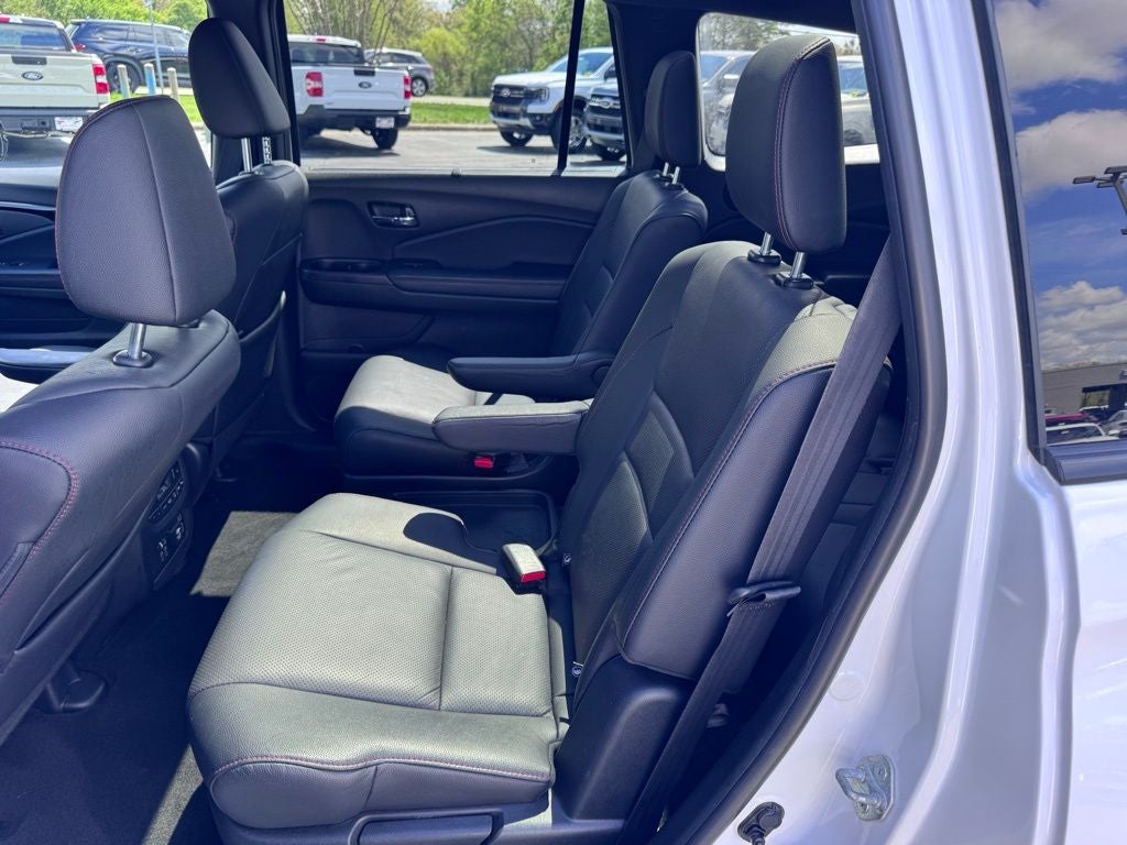 2022 Honda Pilot Black Edition