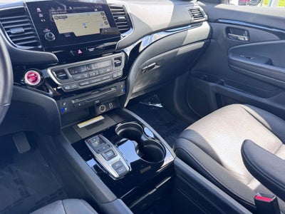 2022 Honda Pilot Black Edition