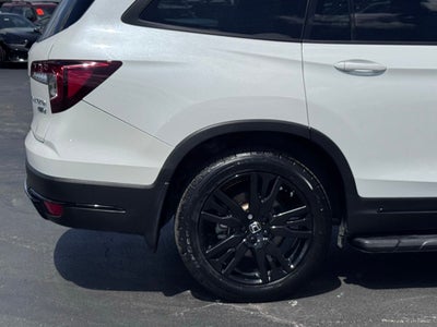 2022 Honda Pilot Black Edition