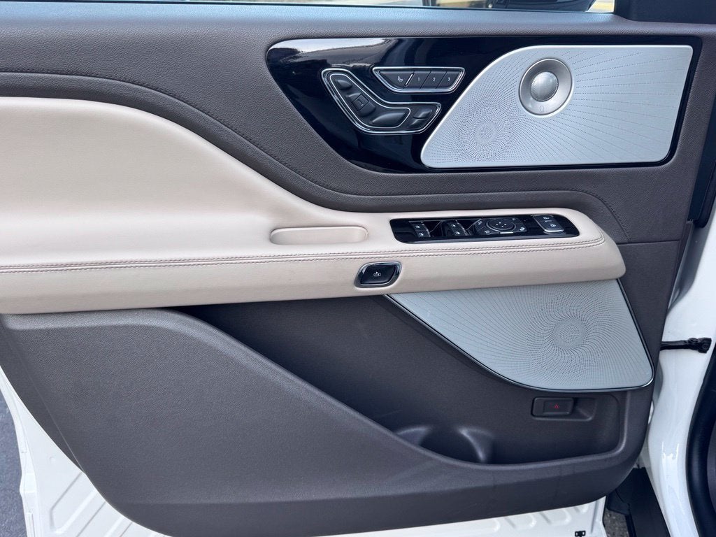 2022 Lincoln Aviator Reserve Premium
