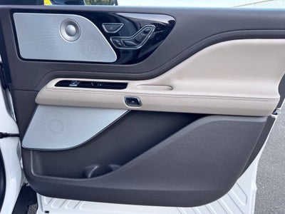 2022 Lincoln Aviator Reserve Premium
