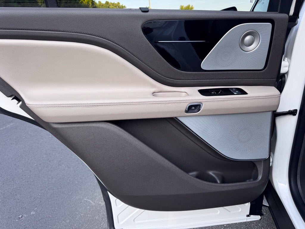 2022 Lincoln Aviator Reserve Premium