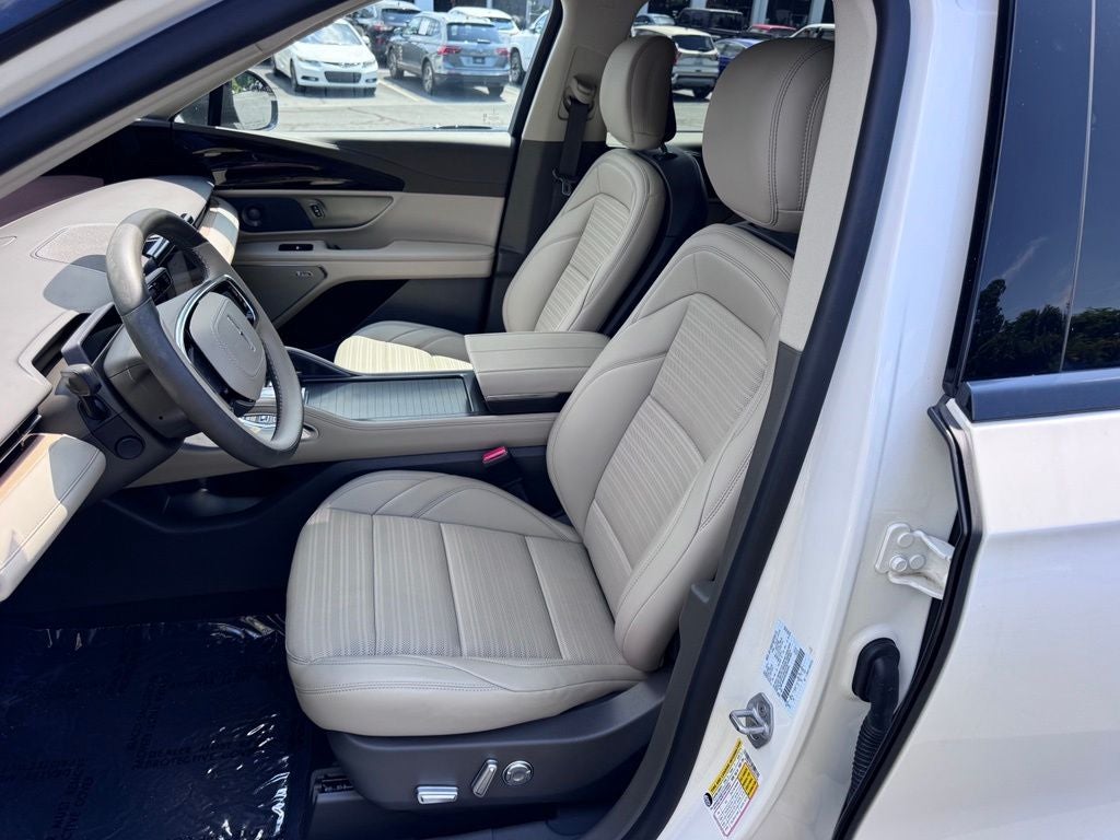 2025 Lincoln Nautilus Reserve
