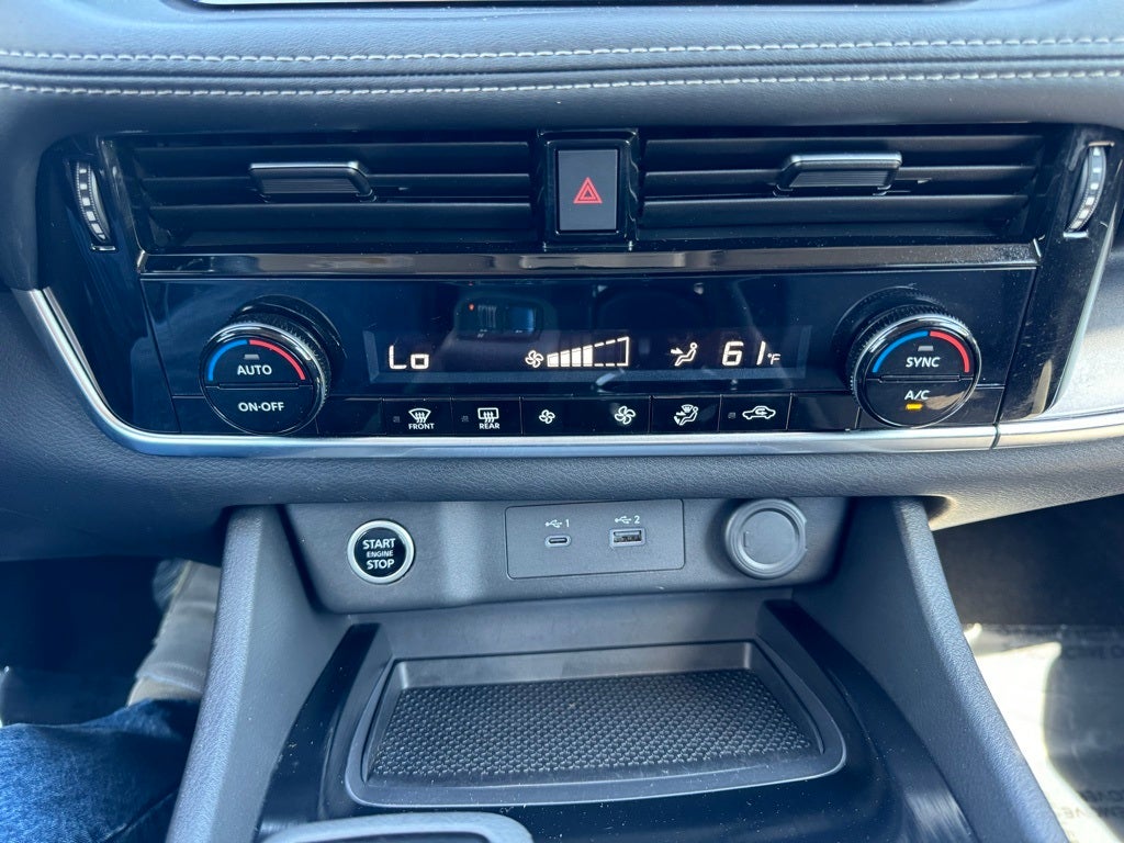 2022 Nissan Rogue SV