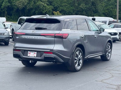 2023 INFINITI QX60 LUXE