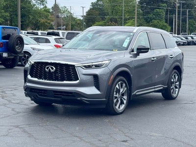 2023 INFINITI QX60 LUXE