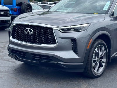 2023 INFINITI QX60 LUXE
