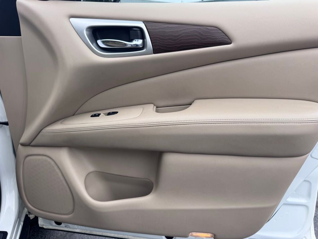 2018 Nissan Pathfinder Platinum