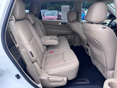 2018 Nissan Pathfinder Platinum