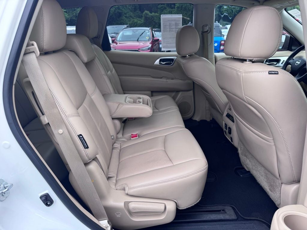 2018 Nissan Pathfinder Platinum