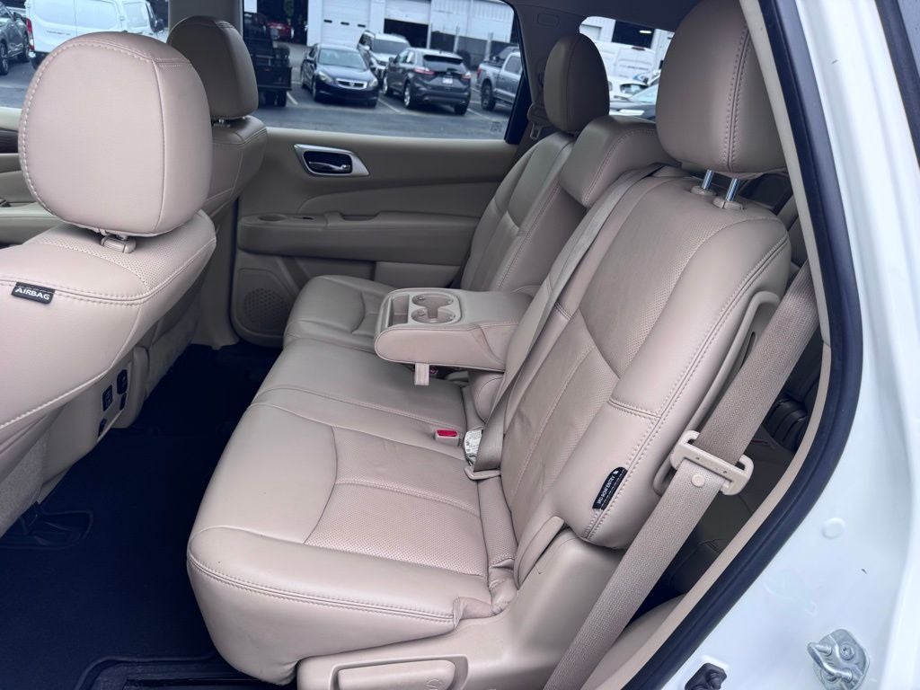 2018 Nissan Pathfinder Platinum