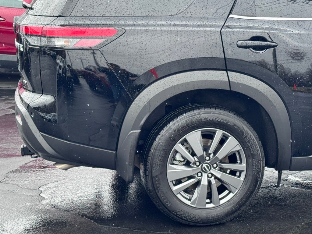 2025 Nissan Pathfinder S