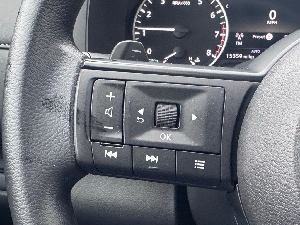 2025 Nissan Pathfinder S